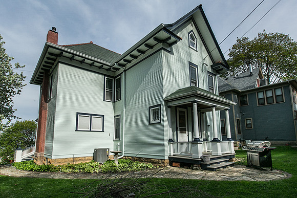 1095 GROVE TERRACE026
