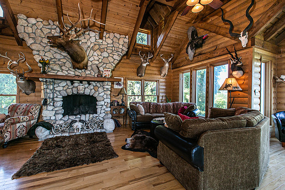 4757 N HAMMER RD025