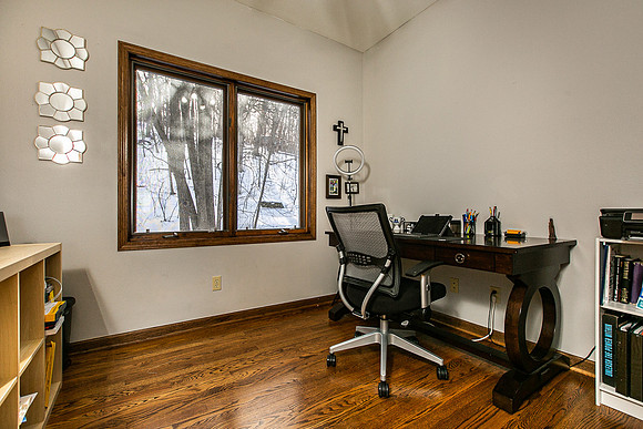 3 POND CT028