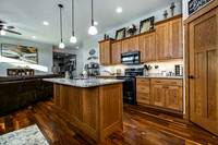 822 7TH ST SW012