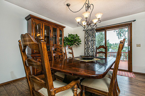 850 KELLY LN008