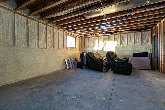 822 7TH ST SW041