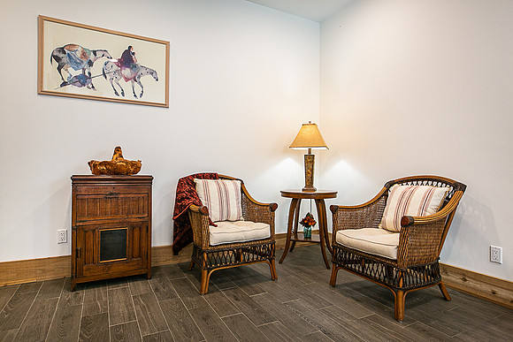 THE LODGE WEB038