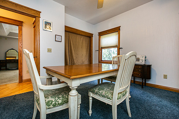 601 7TH AVE SW025