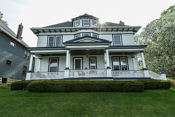 1095 GROVE TERRACE001