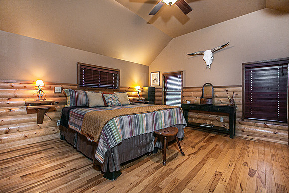 4757 N HAMMER RD035