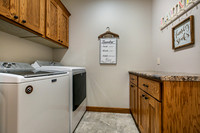 822 7TH ST SW019