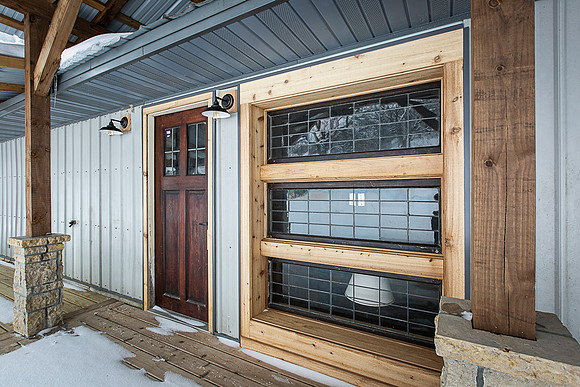 THE LODGE WEB005