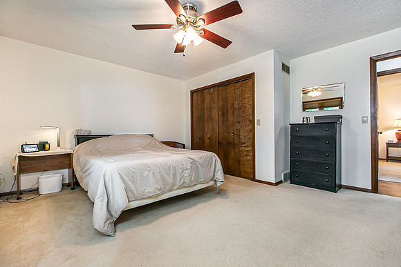 850 KELLY LN016