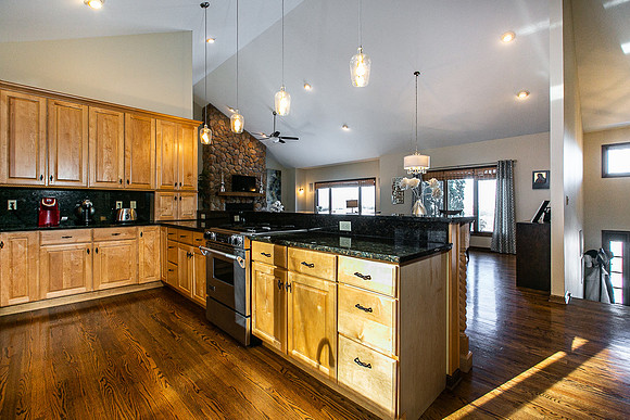 3 POND CT016