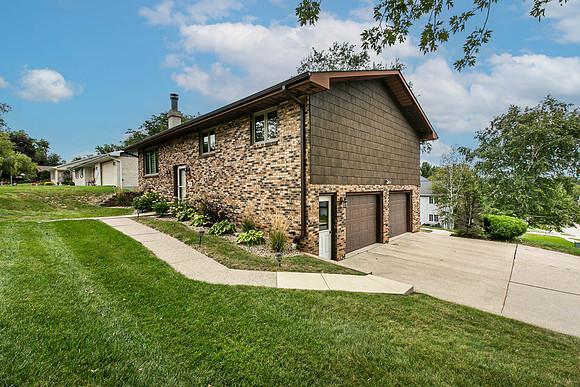 850 KELLY LN042