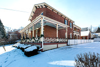1245 HIGHLAND PL058
