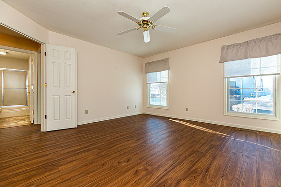 3274 LAKE RIDGE021