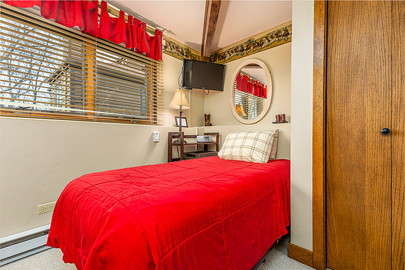 16 FARMSTEAD034