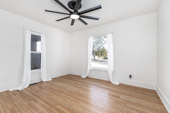 616 ELK ST 009