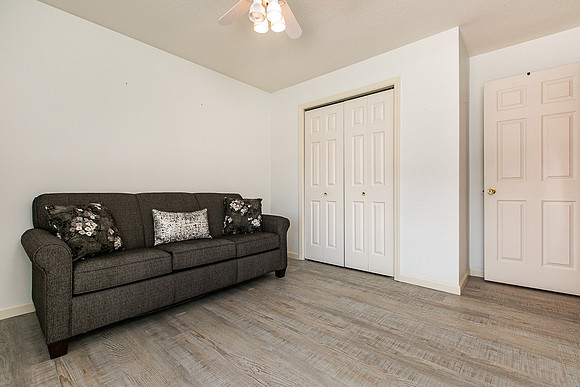 3274 LAKE RIDGE030