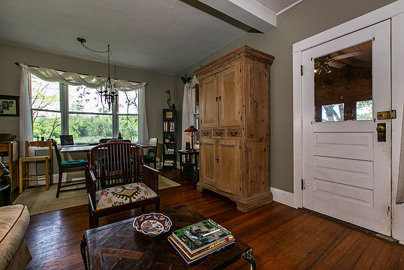502 S APPLE RIVER RD-6