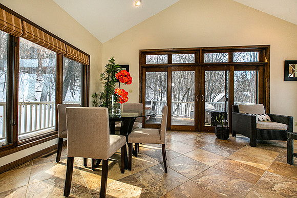 3 POND CT018