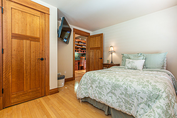 4757 N HAMMER RD021