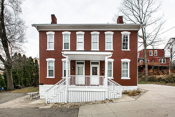 492 HAYDENS LN001