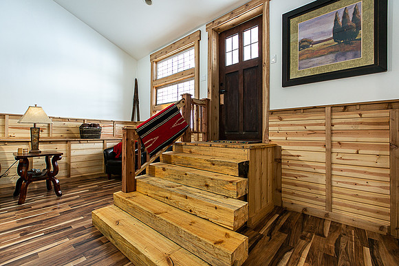THE LODGE WEB015