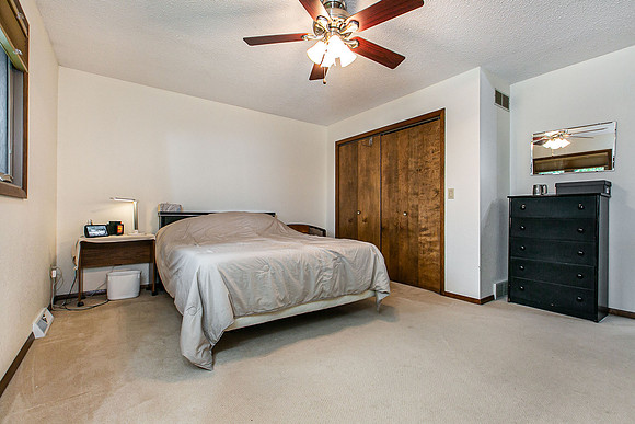 850 KELLY LN017