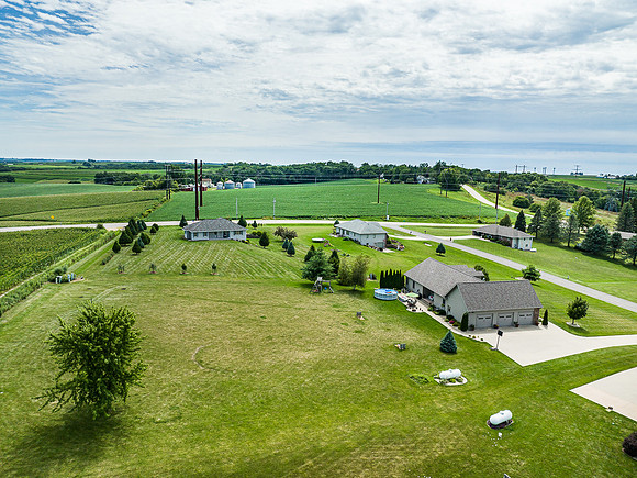 7448 PRAIRIE VIEW LN058