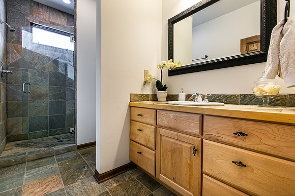 3 POND CT030