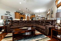 822 7TH ST SW005